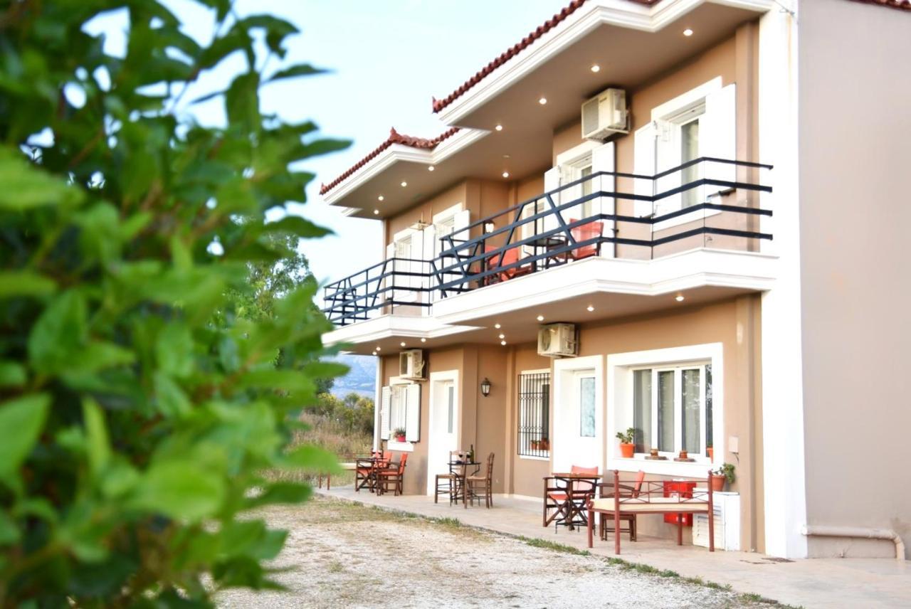 Anemomylos Apartments リクスリオン エクステリア 写真