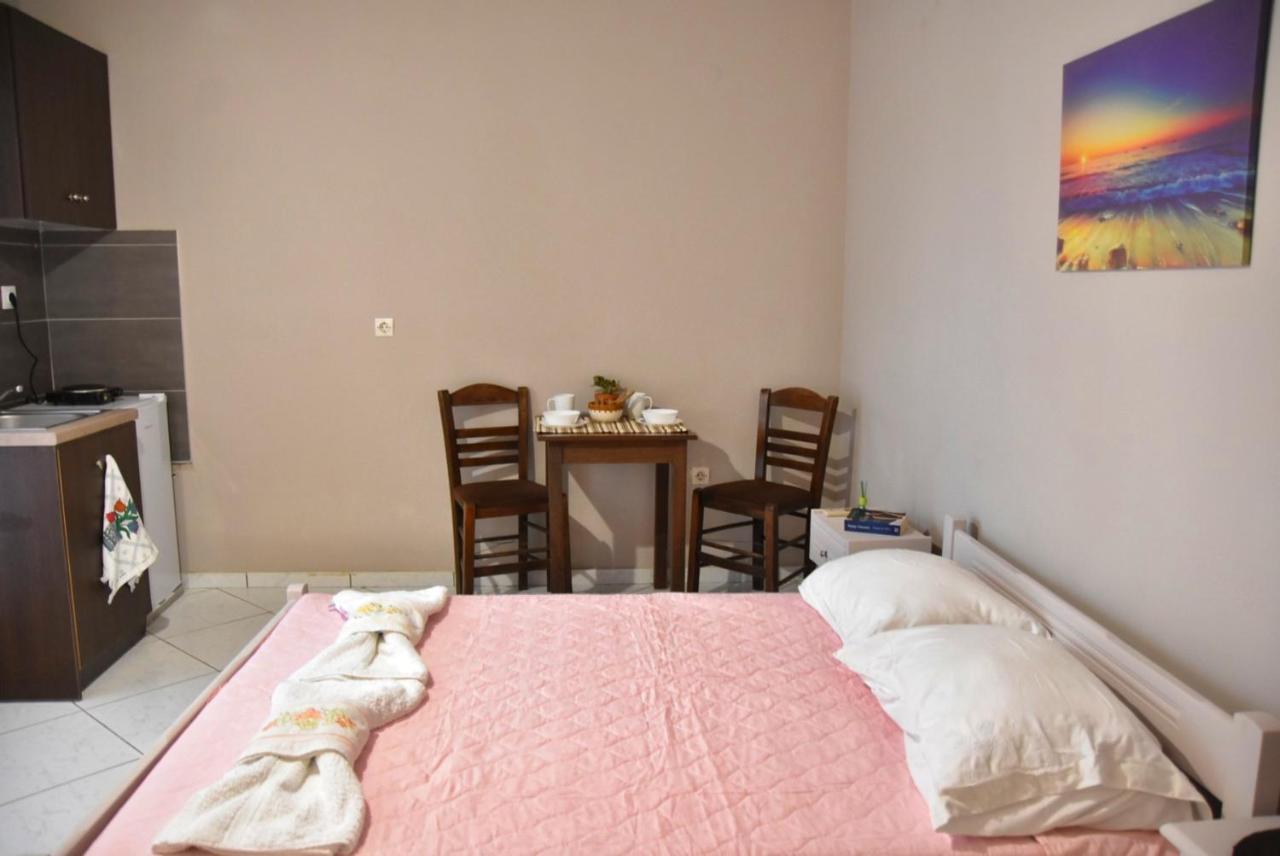 Anemomylos Apartments リクスリオン エクステリア 写真